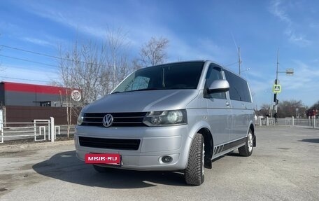 Volkswagen Multivan T5, 2012 год, 2 300 000 рублей, 2 фотография