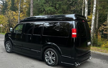 Chevrolet Express II, 2010 год, 6 000 000 рублей, 4 фотография