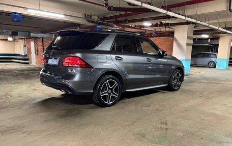 Mercedes-Benz GLE, 2017 год, 3 900 000 рублей, 10 фотография