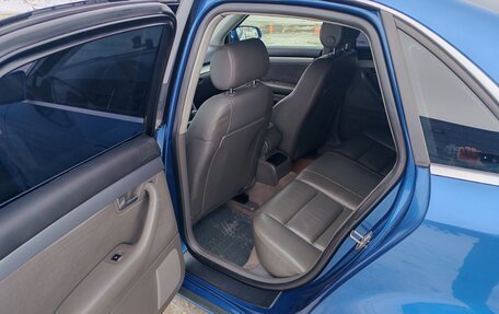 Audi A4, 2004 год, 670 000 рублей, 11 фотография