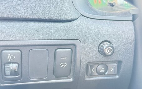 Lexus IS II рестайлинг 2, 2006 год, 1 230 000 рублей, 19 фотография