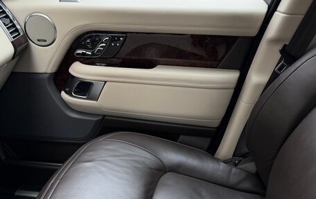 Land Rover Range Rover IV рестайлинг, 2018 год, 9 400 000 рублей, 7 фотография