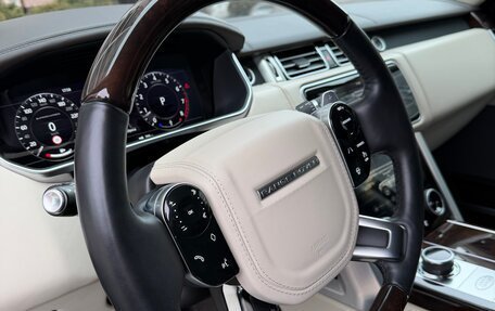 Land Rover Range Rover IV рестайлинг, 2018 год, 9 400 000 рублей, 10 фотография