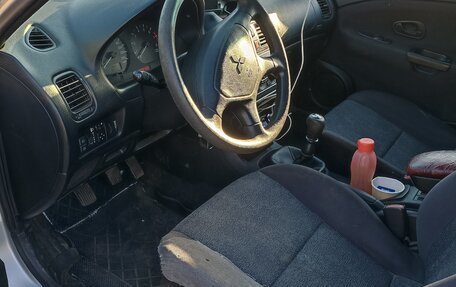 Mitsubishi Carisma I, 2003 год, 185 000 рублей, 7 фотография