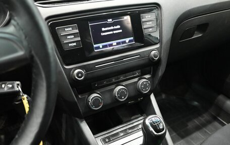 Skoda Octavia, 2017 год, 1 100 000 рублей, 15 фотография