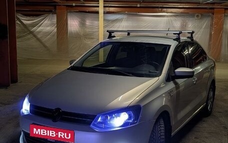 Volkswagen Polo VI (EU Market), 2012 год, 680 000 рублей, 1 фотография
