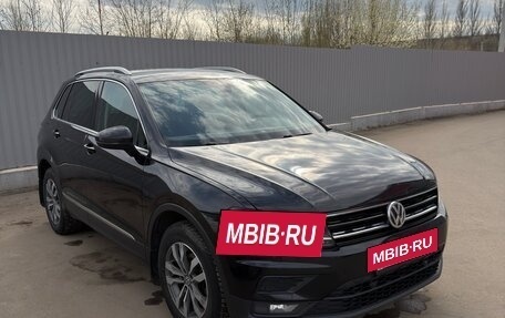 Volkswagen Tiguan II, 2019 год, 2 650 000 рублей, 5 фотография