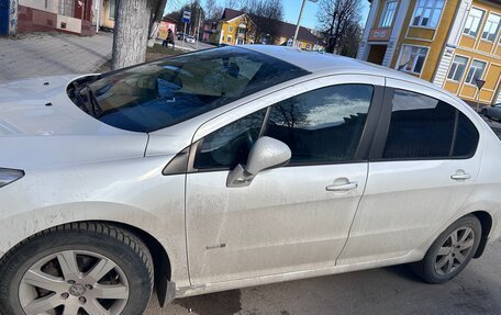 Peugeot 408 I рестайлинг, 2015 год, 570 000 рублей, 3 фотография