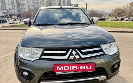 Mitsubishi Pajero Sport II рестайлинг, 2013 год, 2 225 000 рублей, 11 фотография