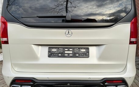 Mercedes-Benz V-Класс, 2019 год, 8 950 000 рублей, 5 фотография