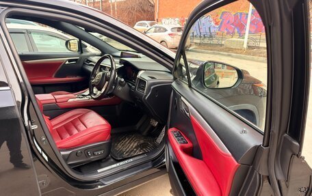 Lexus RX IV рестайлинг, 2016 год, 4 600 000 рублей, 10 фотография