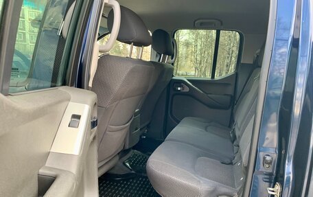 Nissan Navara (Frontier), 2007 год, 1 295 000 рублей, 16 фотография