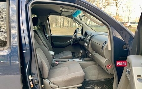 Nissan Navara (Frontier), 2007 год, 1 295 000 рублей, 11 фотография
