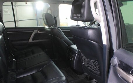 Toyota Land Cruiser 200, 2011 год, 2 790 000 рублей, 21 фотография