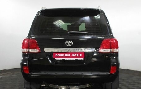 Toyota Land Cruiser 200, 2011 год, 2 790 000 рублей, 7 фотография