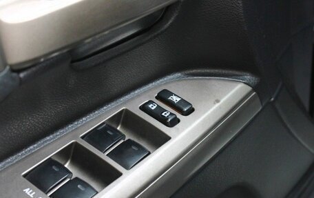 Toyota Land Cruiser 200, 2011 год, 2 790 000 рублей, 12 фотография