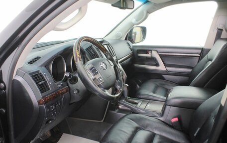 Toyota Land Cruiser 200, 2011 год, 2 790 000 рублей, 17 фотография