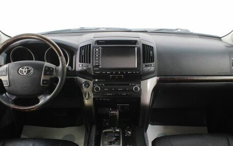 Toyota Land Cruiser 200, 2011 год, 2 790 000 рублей, 14 фотография
