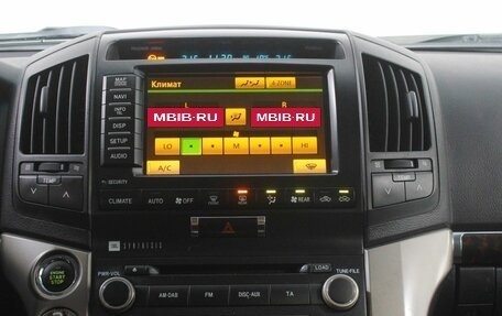 Toyota Land Cruiser 200, 2011 год, 2 790 000 рублей, 15 фотография