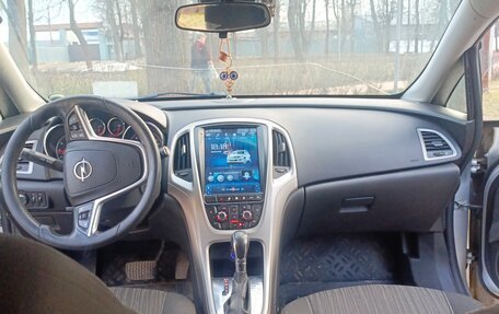 Opel Astra J, 2011 год, 580 000 рублей, 6 фотография
