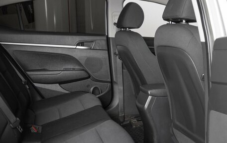 Hyundai Elantra VI рестайлинг, 2017 год, 1 390 000 рублей, 8 фотография