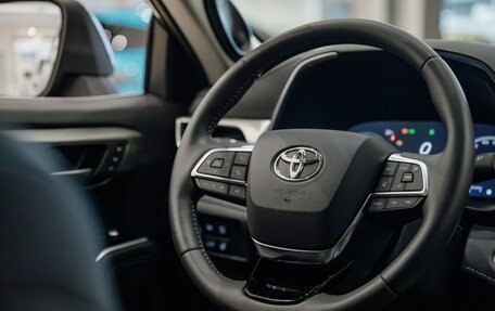 Toyota Highlander, 2025 год, 6 590 000 рублей, 12 фотография