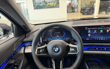 BMW 5 серия, 2025 год, 7 890 000 рублей, 11 фотография