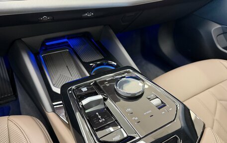 BMW 5 серия, 2025 год, 7 890 000 рублей, 13 фотография