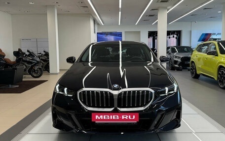 BMW 5 серия, 2025 год, 7 890 000 рублей, 8 фотография