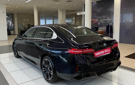 BMW 5 серия, 2025 год, 7 890 000 рублей, 3 фотография