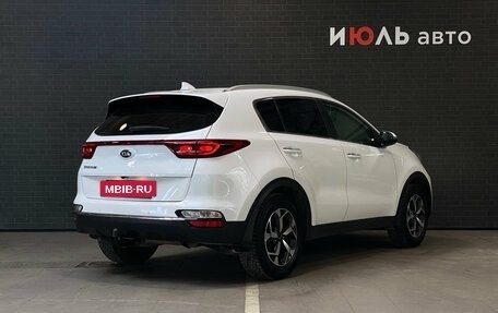 KIA Sportage IV рестайлинг, 2021 год, 1 700 000 рублей, 5 фотография