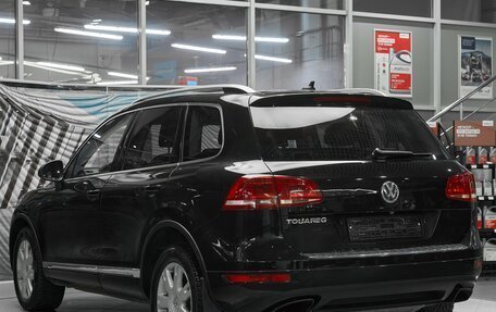 Volkswagen Touareg III, 2012 год, 1 899 000 рублей, 4 фотография