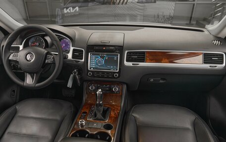 Volkswagen Touareg III, 2012 год, 1 899 000 рублей, 9 фотография