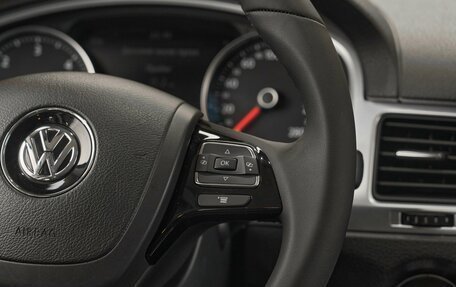 Volkswagen Touareg III, 2012 год, 1 899 000 рублей, 12 фотография