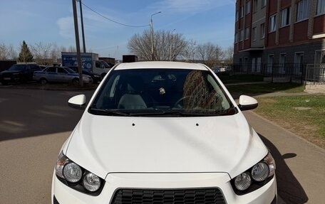 Chevrolet Aveo III, 2015 год, 780 000 рублей, 1 фотография