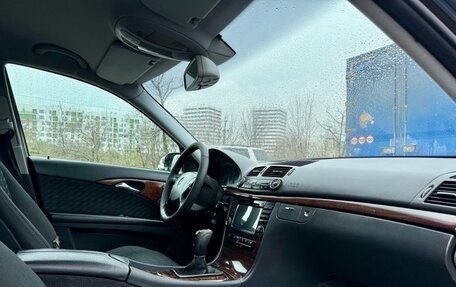 Mercedes-Benz E-Класс, 2003 год, 850 000 рублей, 8 фотография