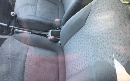 KIA Rio II, 2003 год, 90 000 рублей, 6 фотография