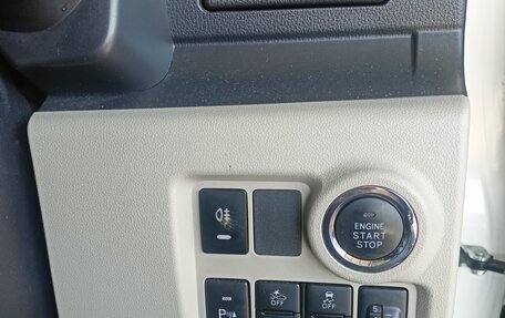 Toyota Passo III, 2019 год, 990 000 рублей, 9 фотография