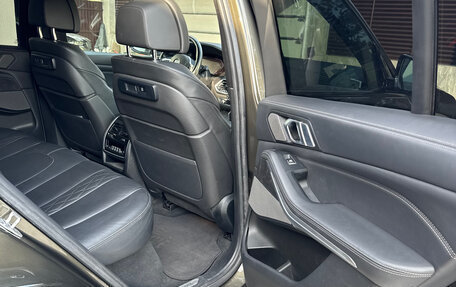 BMW X5, 2021 год, 9 000 000 рублей, 2 фотография