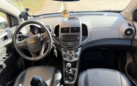 Chevrolet Aveo III, 2015 год, 780 000 рублей, 11 фотография