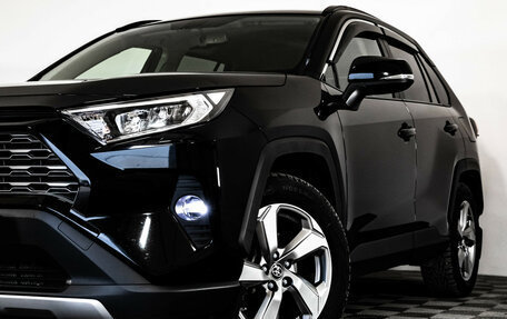Toyota RAV4, 2021 год, 3 649 000 рублей, 2 фотография