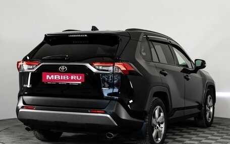 Toyota RAV4, 2021 год, 3 649 000 рублей, 6 фотография