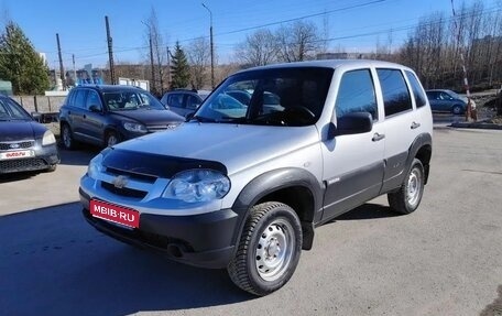 Chevrolet Niva I рестайлинг, 2017 год, 755 000 рублей, 1 фотография