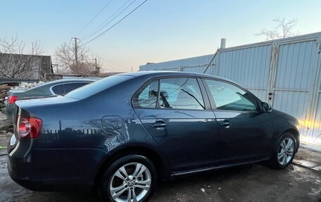 Volkswagen Jetta VI, 2010 год, 699 000 рублей, 6 фотография