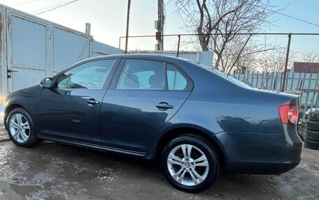 Volkswagen Jetta VI, 2010 год, 699 000 рублей, 5 фотография
