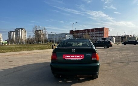 Volkswagen Polo III рестайлинг, 1998 год, 480 000 рублей, 5 фотография