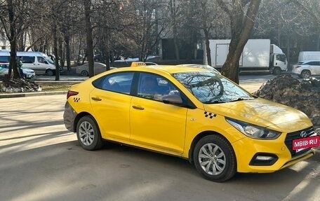Hyundai Solaris II рестайлинг, 2019 год, 1 165 000 рублей, 8 фотография