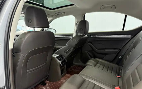 Skoda Superb III рестайлинг, 2022 год, 2 010 013 рублей, 16 фотография