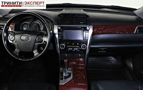 Toyota Camry, 2013 год, 1 567 000 рублей, 13 фотография