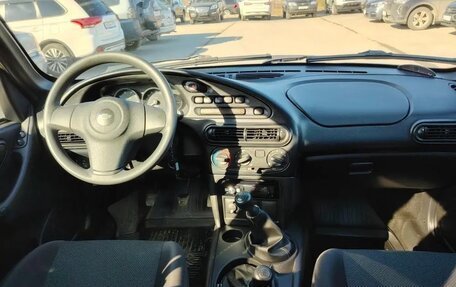 Chevrolet Niva I рестайлинг, 2017 год, 755 000 рублей, 15 фотография